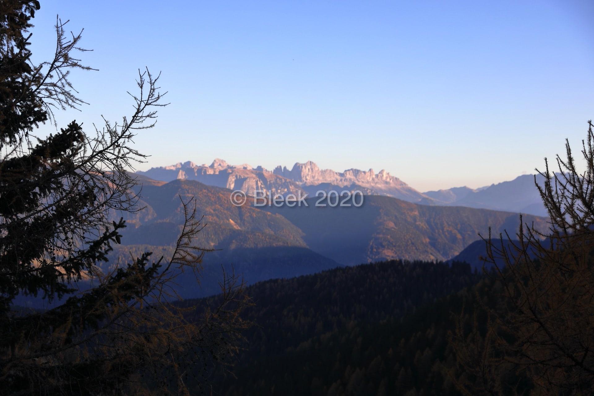 7Y1A0658n1920_wm_2020